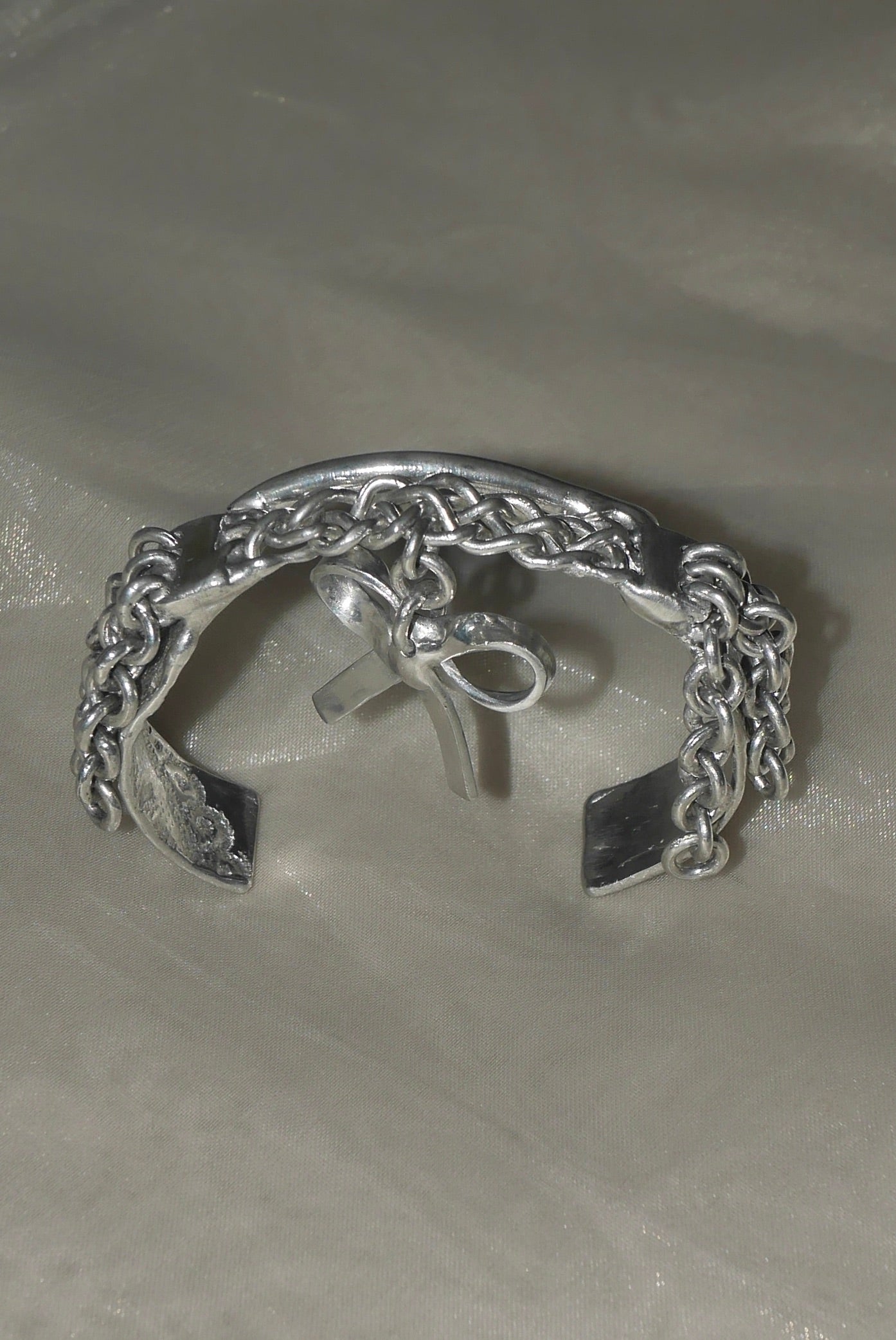 woven chain