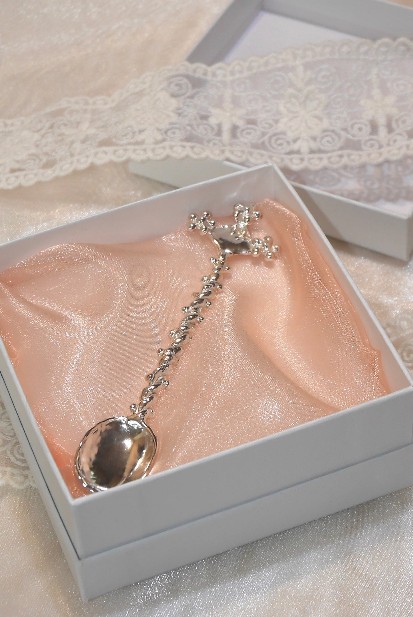 Orchid drop teaspoon